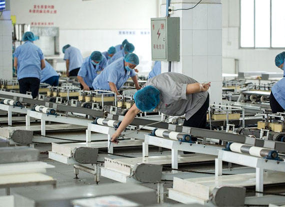 用技術(shù)贏得市場、以服務(wù)贏得客戶、用誠信贏得口碑